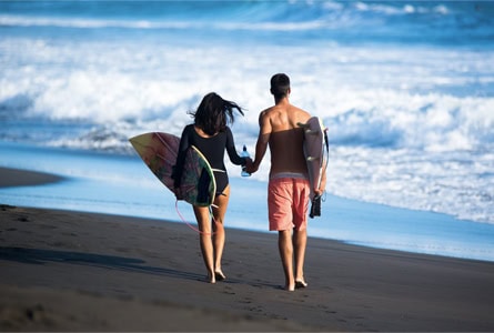 couple on beach - Paul Wagner